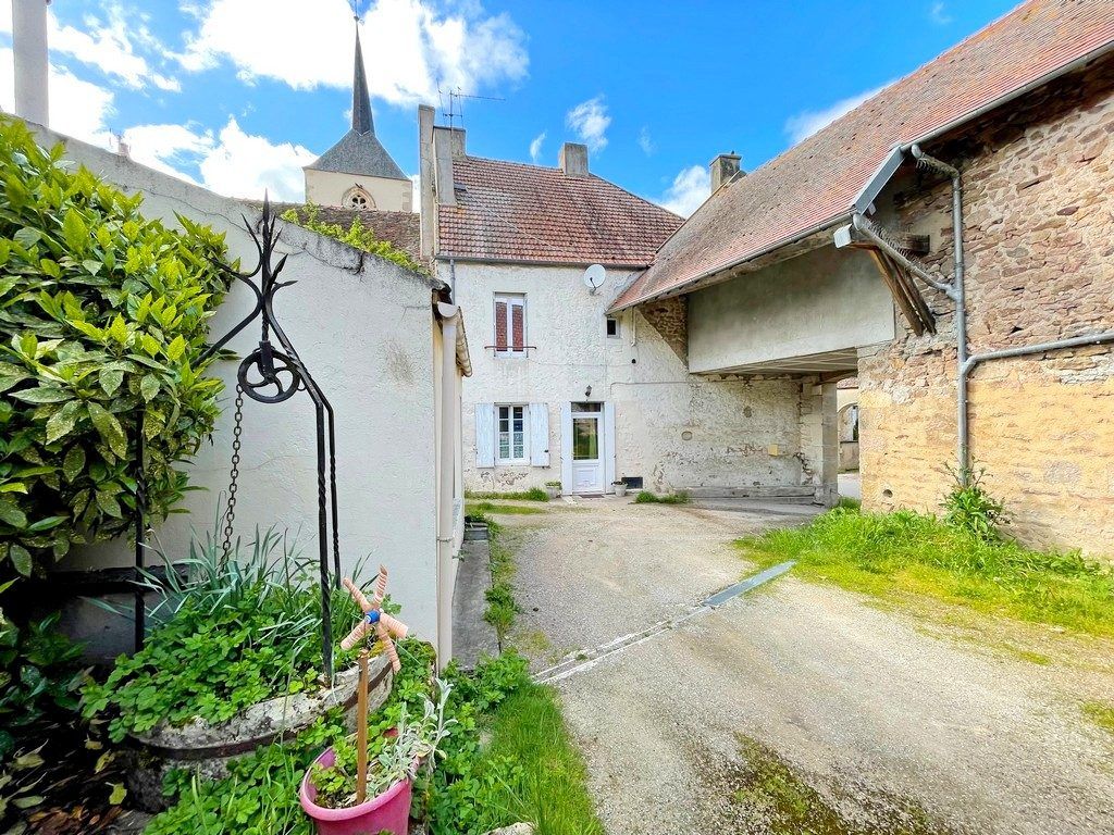 Achat maison à vendre 2 chambres 72 m² - Cussy-les-Forges