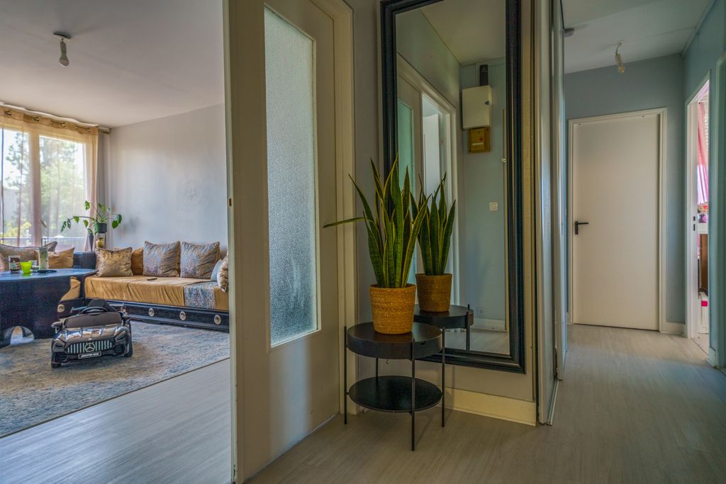 Achat appartement à vendre 3 pièces 67 m² - Y