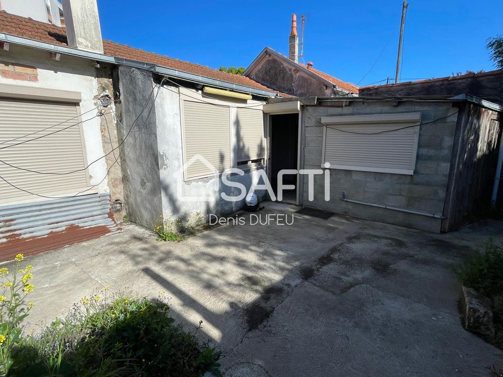 Achat maison à vendre 2 chambres 65 m² - La Rochelle