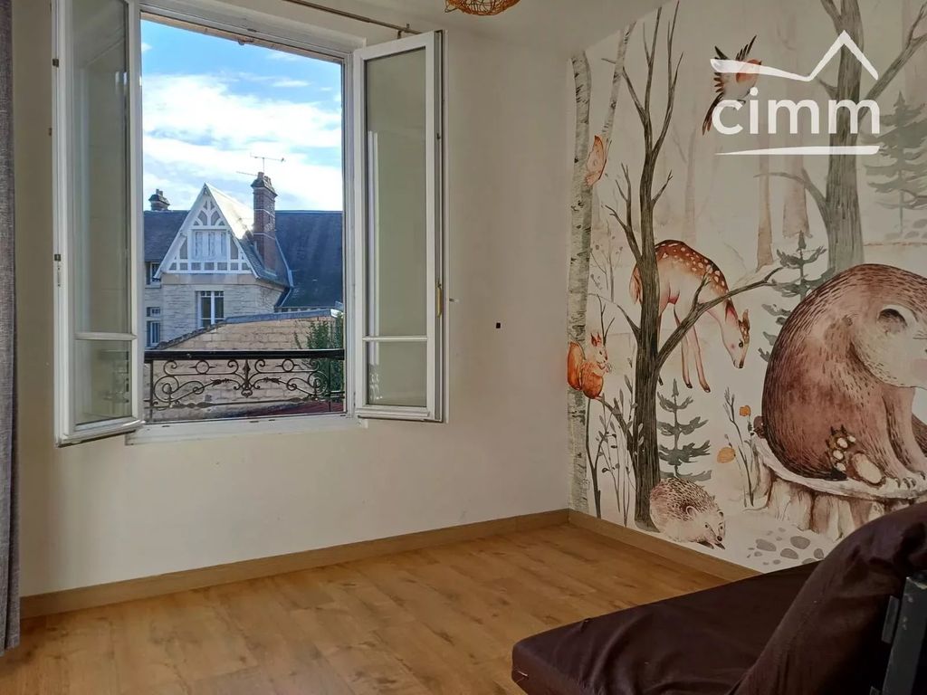 Achat appartement à vendre 3 pièces 72 m² - Chantilly