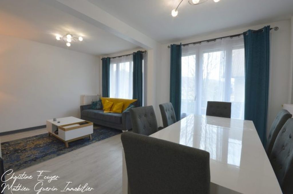 Achat appartement à vendre 3 pièces 64 m² - Bourgoin-Jallieu