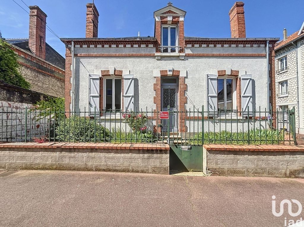 Achat maison à vendre 4 chambres 114 m² - Montargis