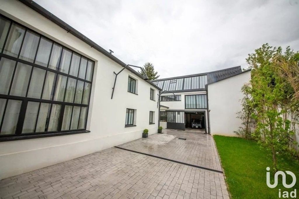 Achat maison à vendre 6 chambres 210 m² - Saint-Maur-des-Fossés