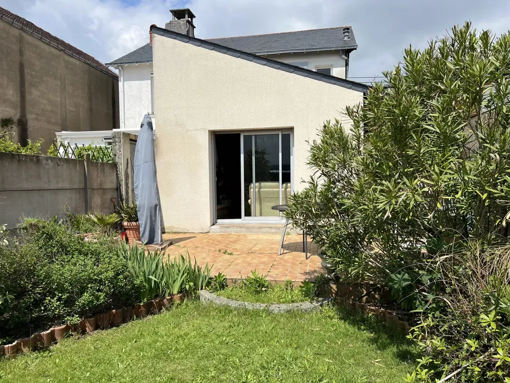 Achat maison à vendre 2 chambres 85 m² - Nantes