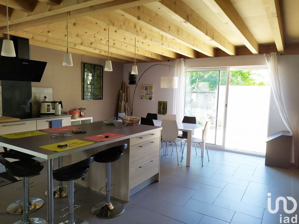 Achat maison à vendre 3 chambres 157 m² - Beaune