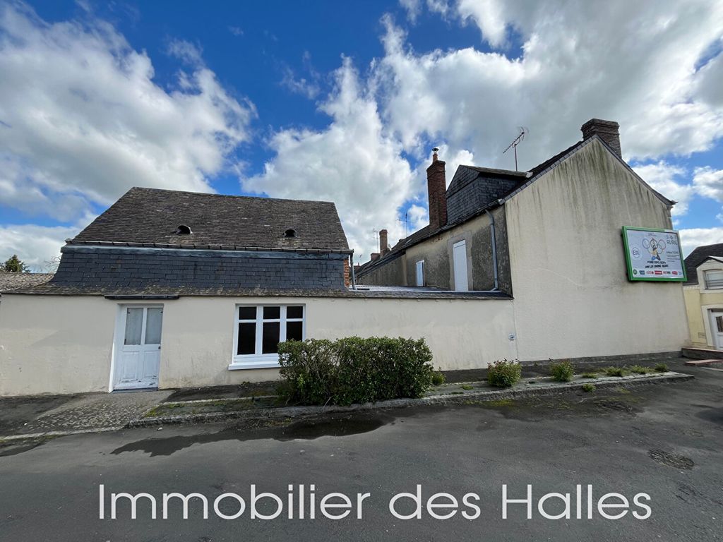 Achat maison à vendre 2 chambres 105 m² - Ampoigné