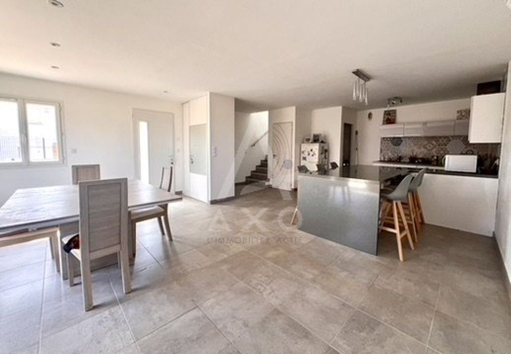 Achat maison à vendre 2 chambres 79 m² - Pomérols