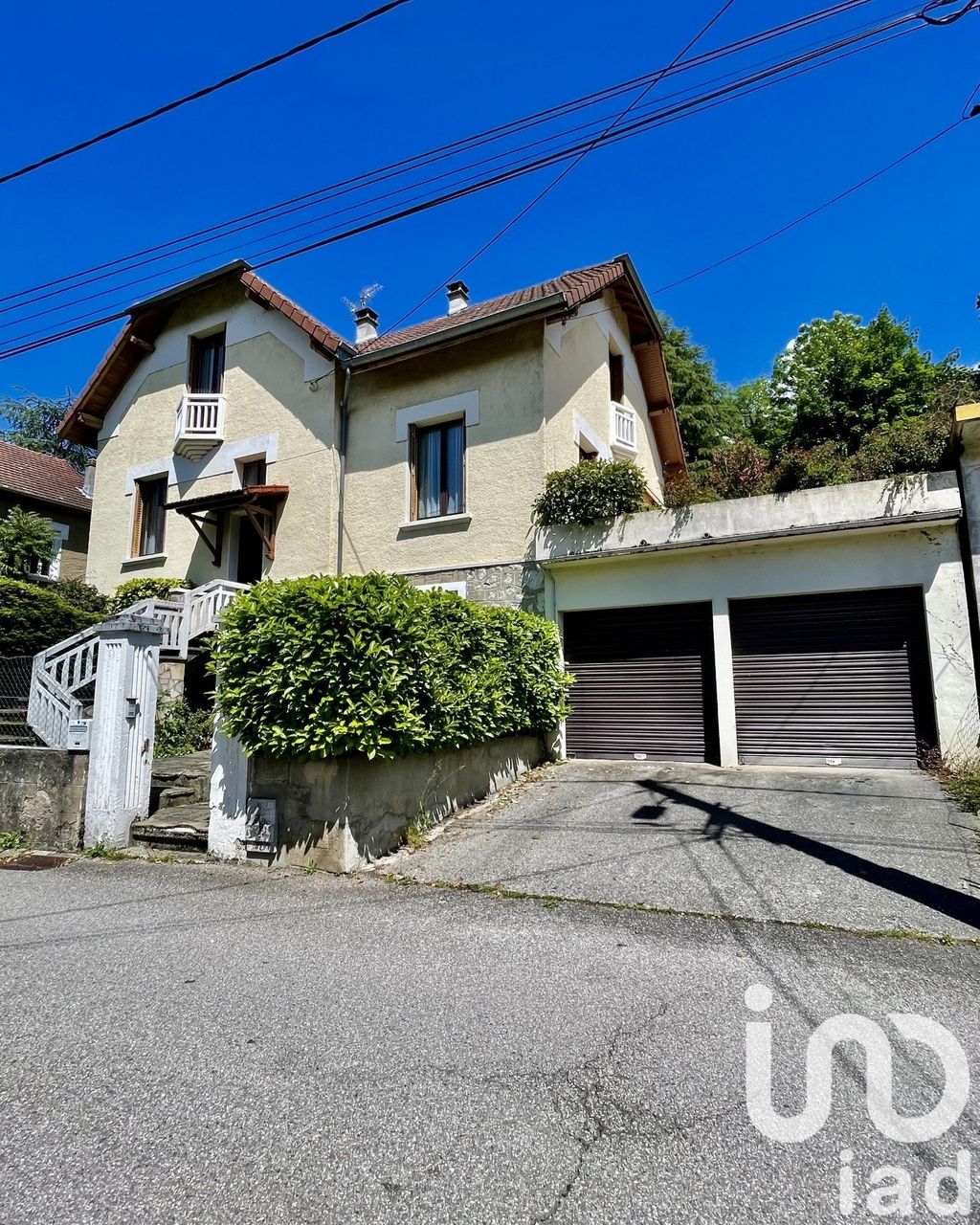 Achat maison à vendre 4 chambres 143 m² - Aix-les-Bains