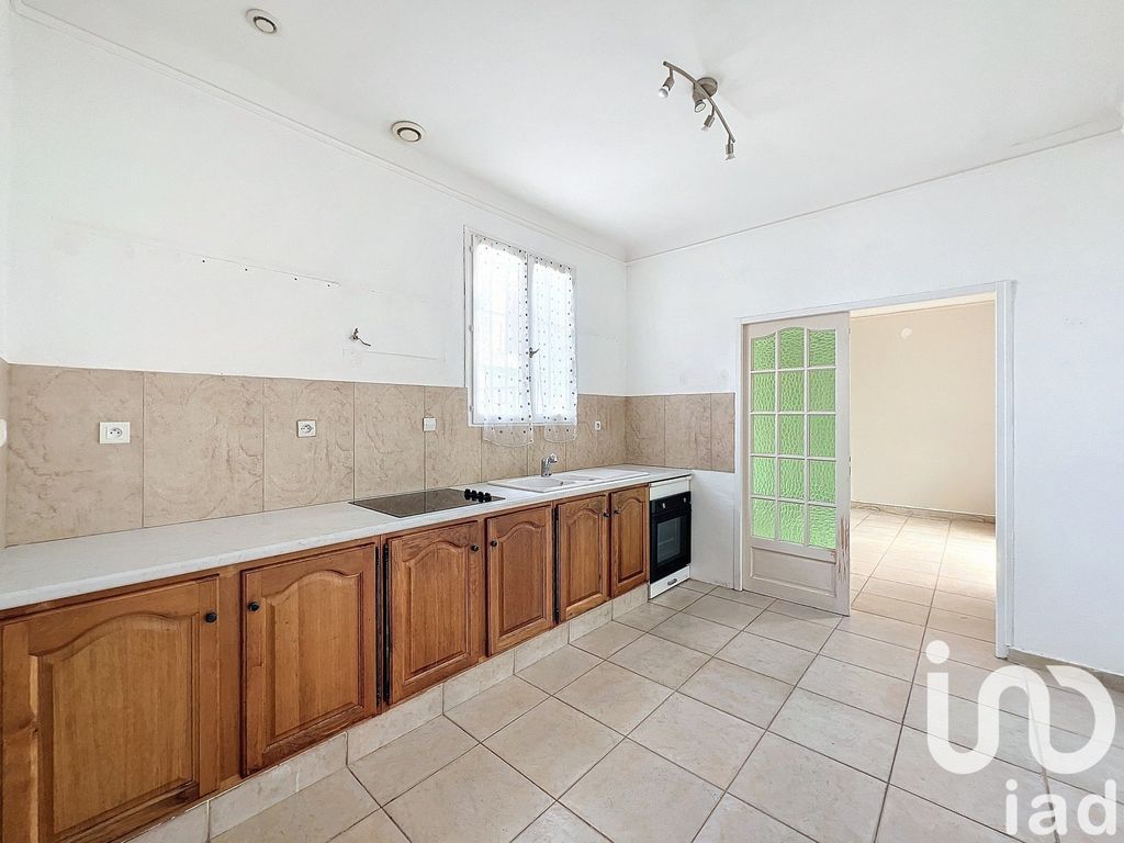 Achat maison à vendre 2 chambres 75 m² - Ollioules