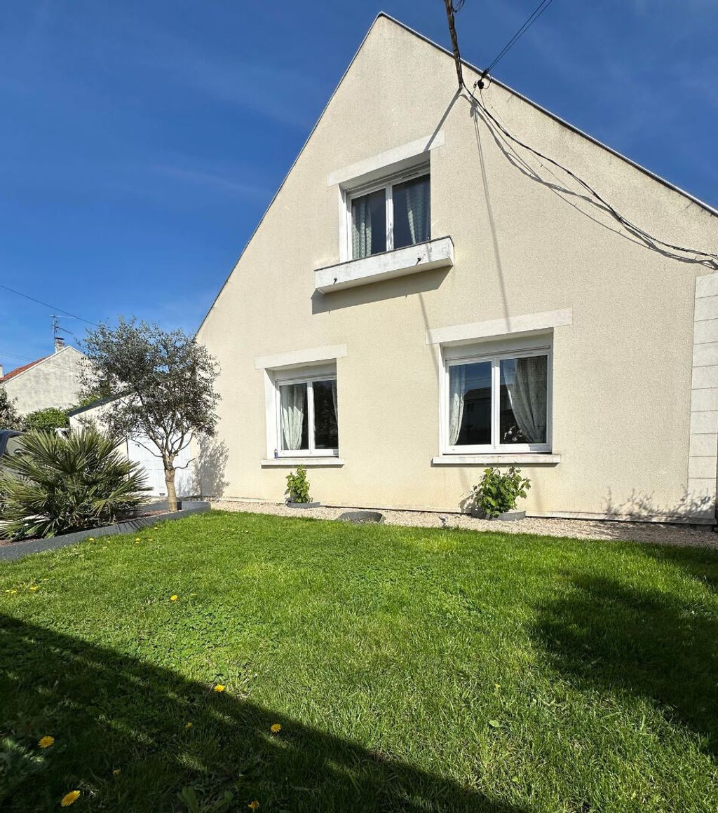 Achat maison à vendre 2 chambres 83 m² - Fleury-les-Aubrais