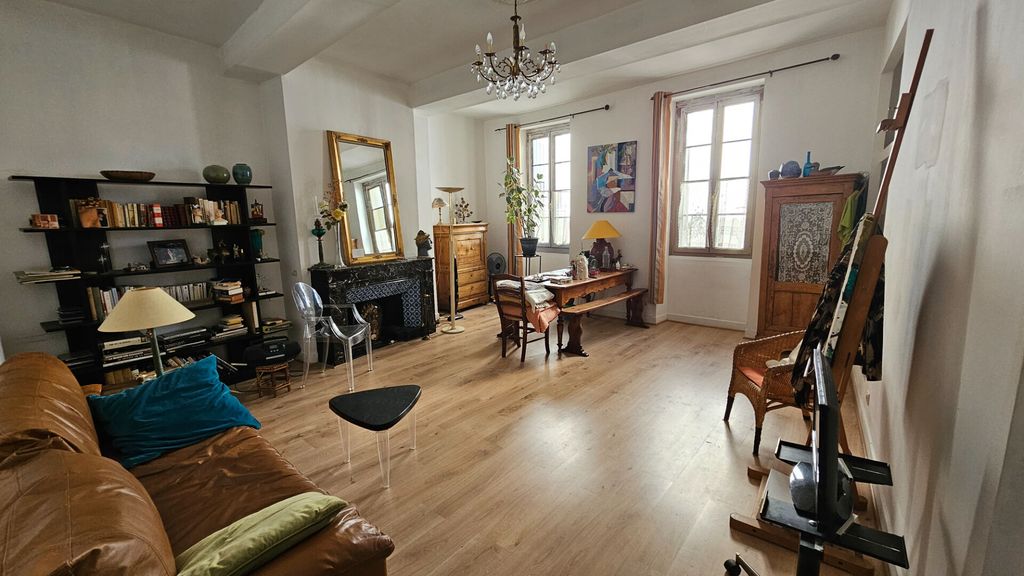 Achat appartement à vendre 2 pièces 55 m² - Nîmes