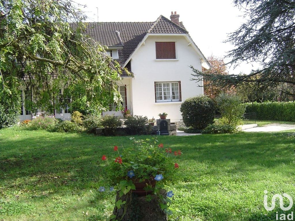 Achat maison à vendre 5 chambres 250 m² - Salins