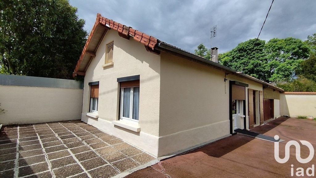 Achat maison à vendre 2 chambres 63 m² - La Villedieu