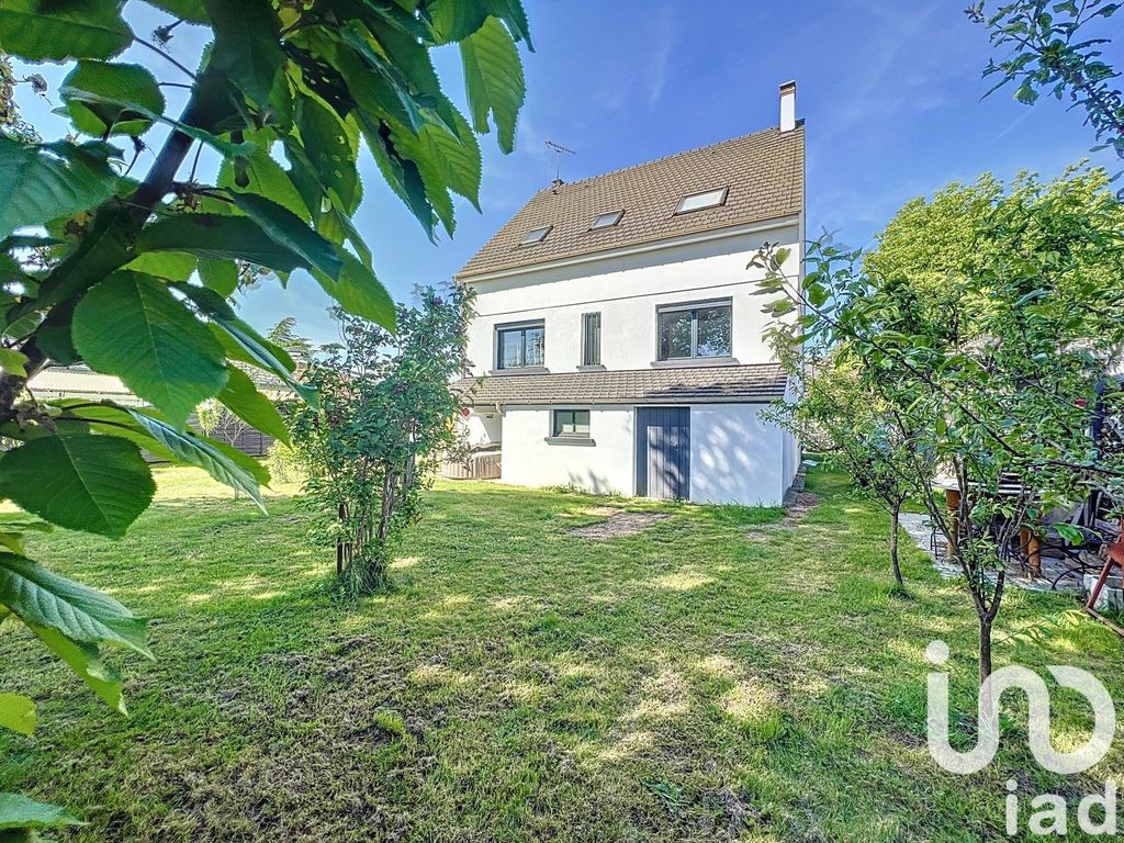 Achat maison à vendre 4 chambres 115 m² - Gretz-Armainvilliers