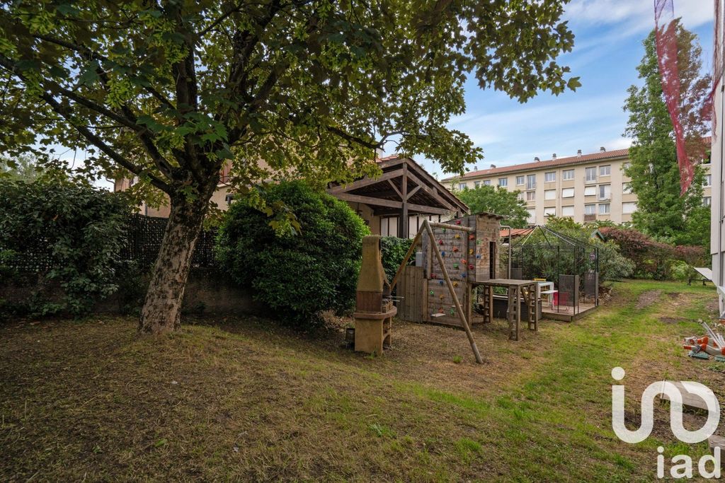 Achat duplex à vendre 5 pièces 121 m² - Lyon 8ème arrondissement