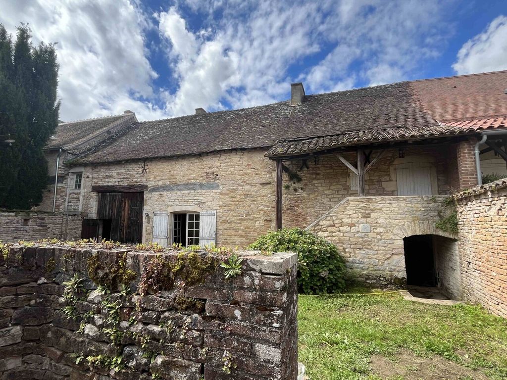 Achat maison à vendre 2 chambres 130 m² - Chapaize