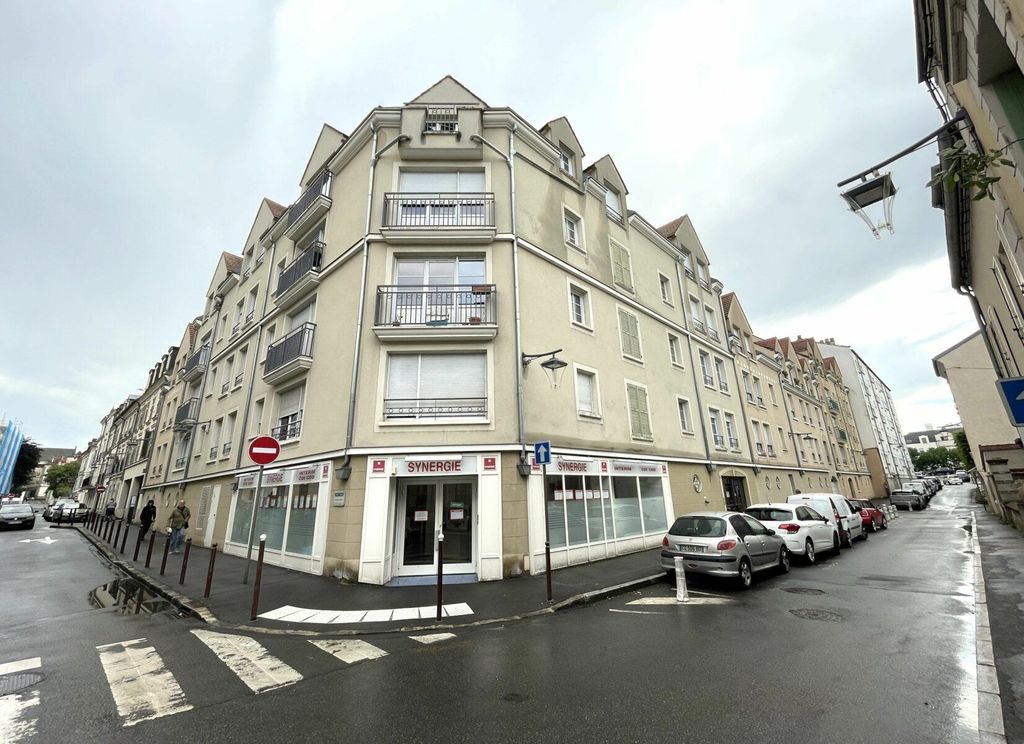 Achat appartement à vendre 2 pièces 46 m² - Lagny-sur-Marne