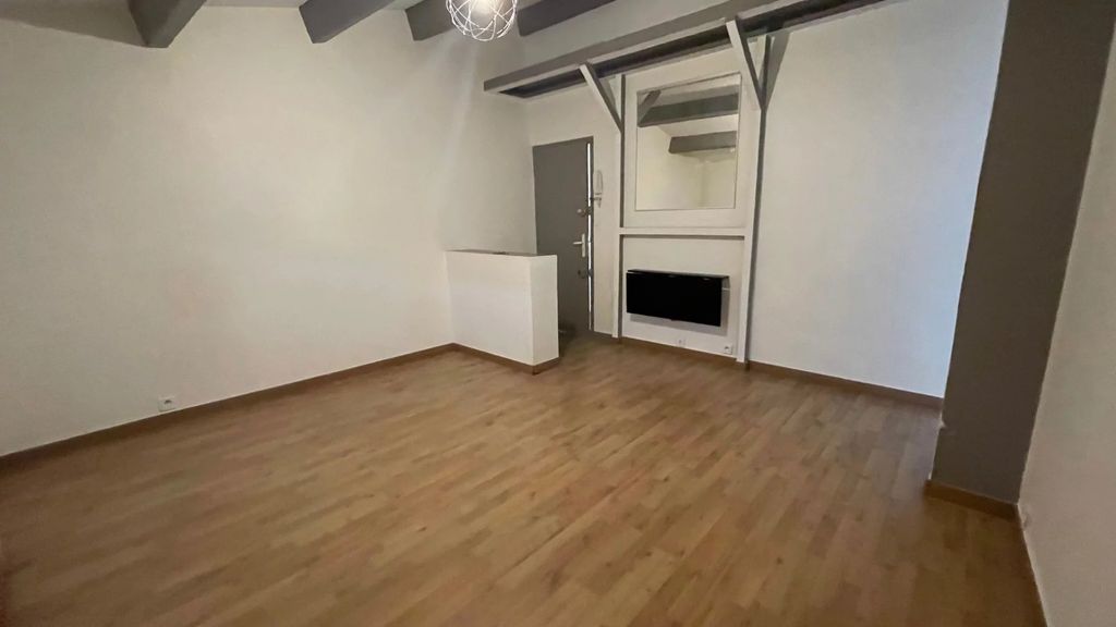 Achat appartement à vendre 2 pièces 42 m² - Roquevaire