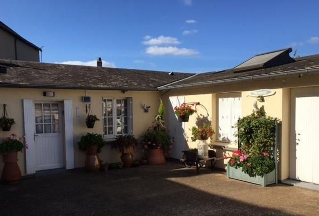 Achat maison à vendre 4 chambres 148 m² - Sablé-sur-Sarthe