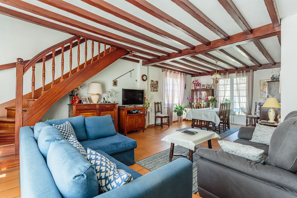 Achat maison à vendre 4 chambres 127 m² - Anglet