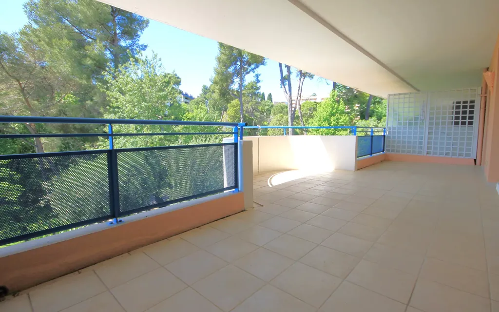 Achat appartement à vendre 4 pièces 85 m² - Cannes