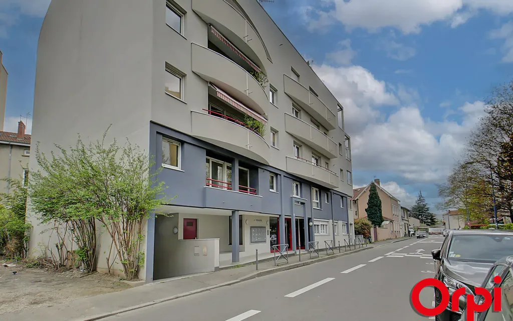 Achat appartement à vendre 3 pièces 57 m² - Villeurbanne