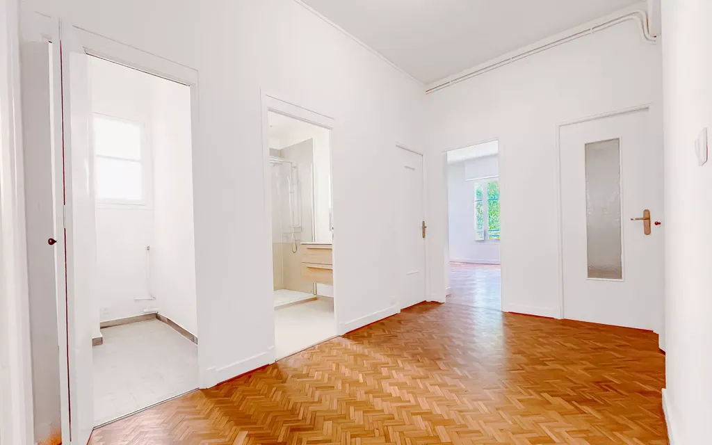 Achat appartement à vendre 3 pièces 84 m² - Nice