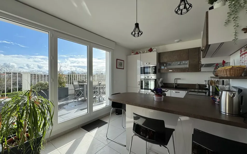 Achat appartement à vendre 5 pièces 113 m² - La Rochelle