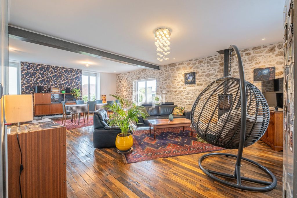 Achat maison à vendre 5 chambres 183 m² - Limoges
