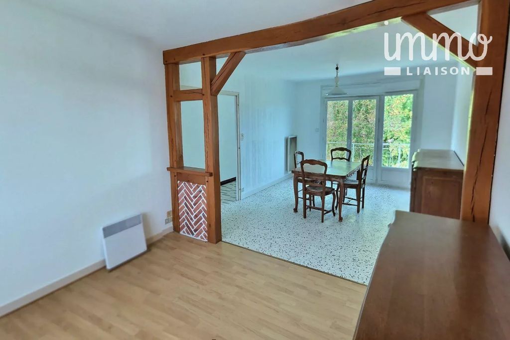 Achat maison à vendre 3 chambres 79 m² - Saint-Gervais-la-Forêt