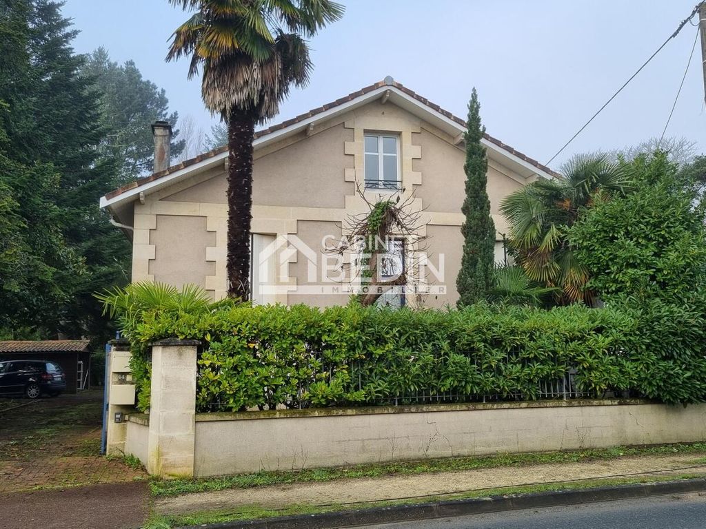 Achat maison à vendre 6 chambres 291 m² - Castelnau-de-Médoc