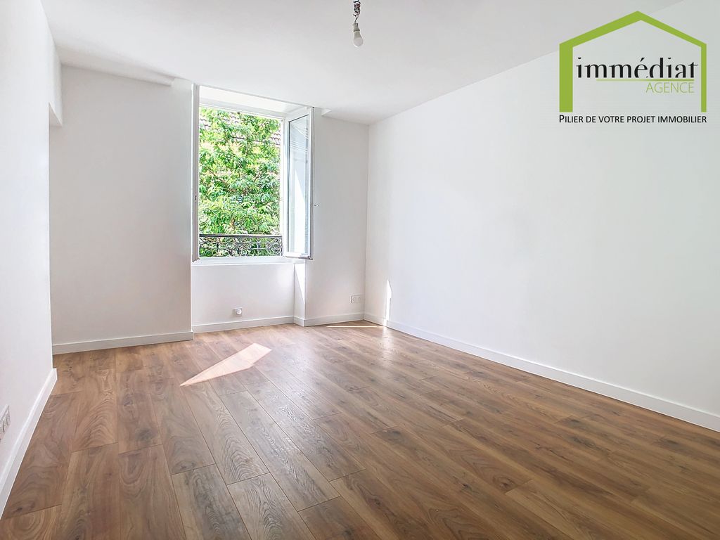 Achat appartement à vendre 2 pièces 33 m² - Rueil-Malmaison