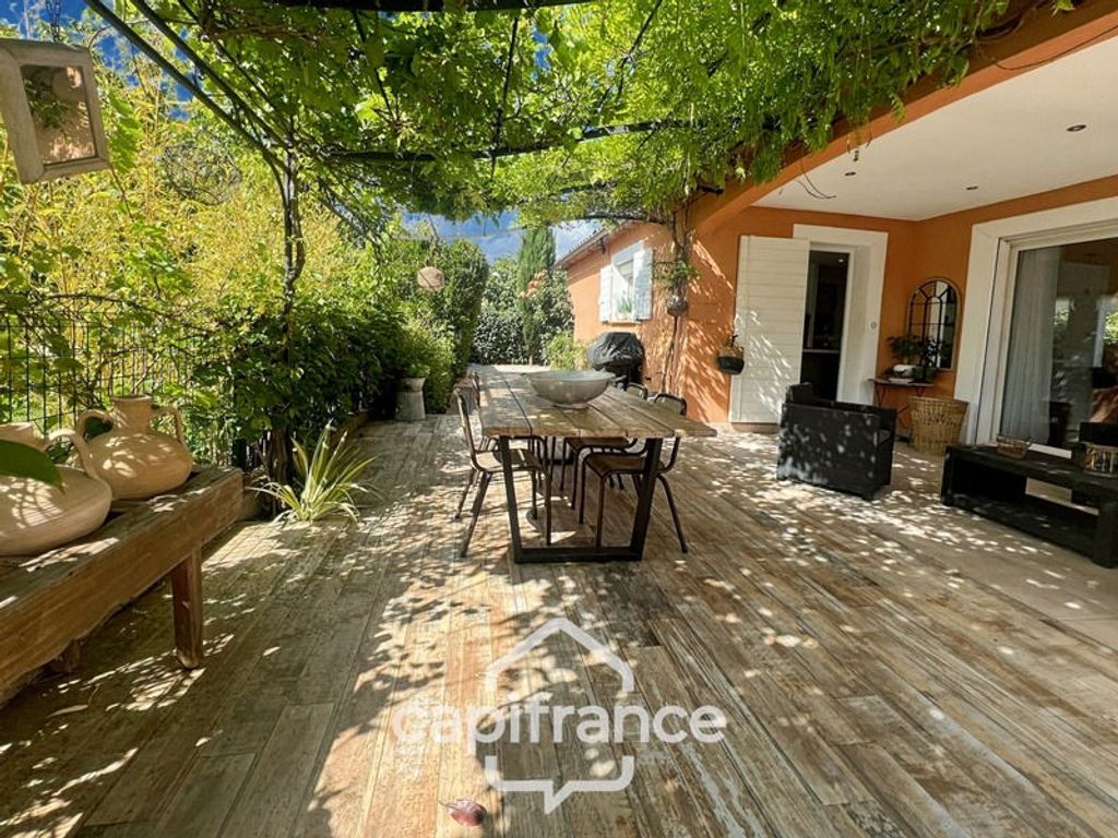 Achat maison à vendre 4 chambres 138 m² - Draguignan