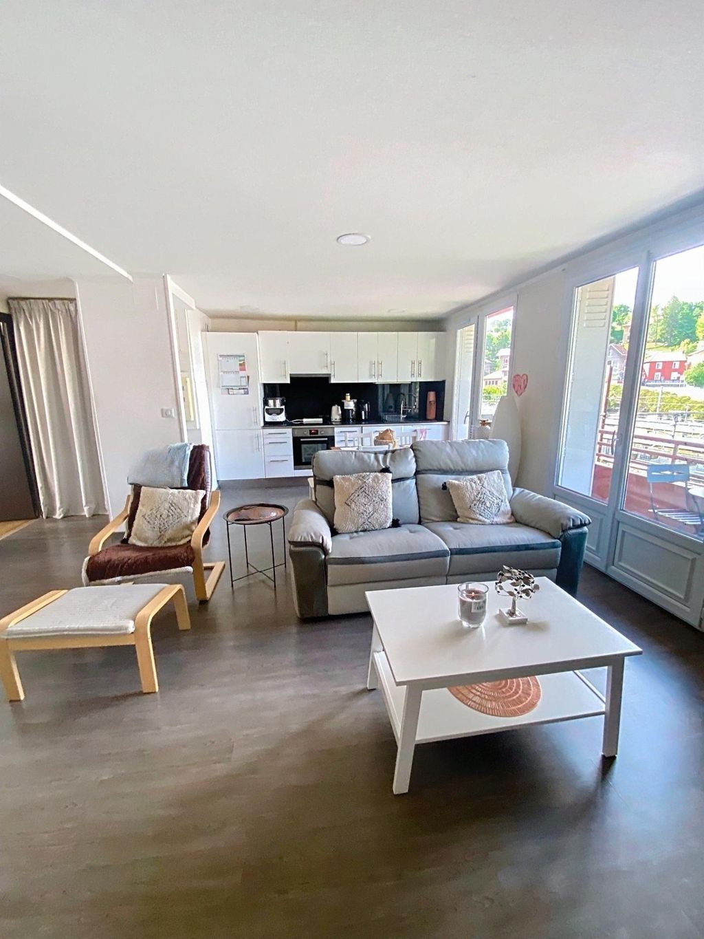 Achat appartement à vendre 4 pièces 72 m² - Bellegarde-sur-Valserine