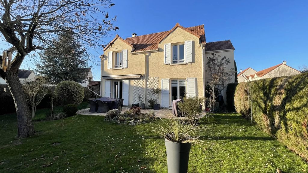 Achat maison à vendre 4 chambres 141 m² - Baillet-en-France