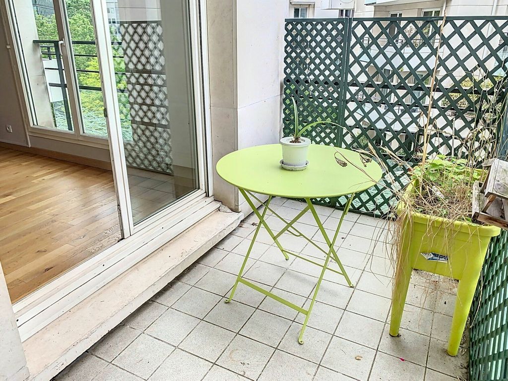 Achat appartement à vendre 3 pièces 81 m² - Issy-les-Moulineaux