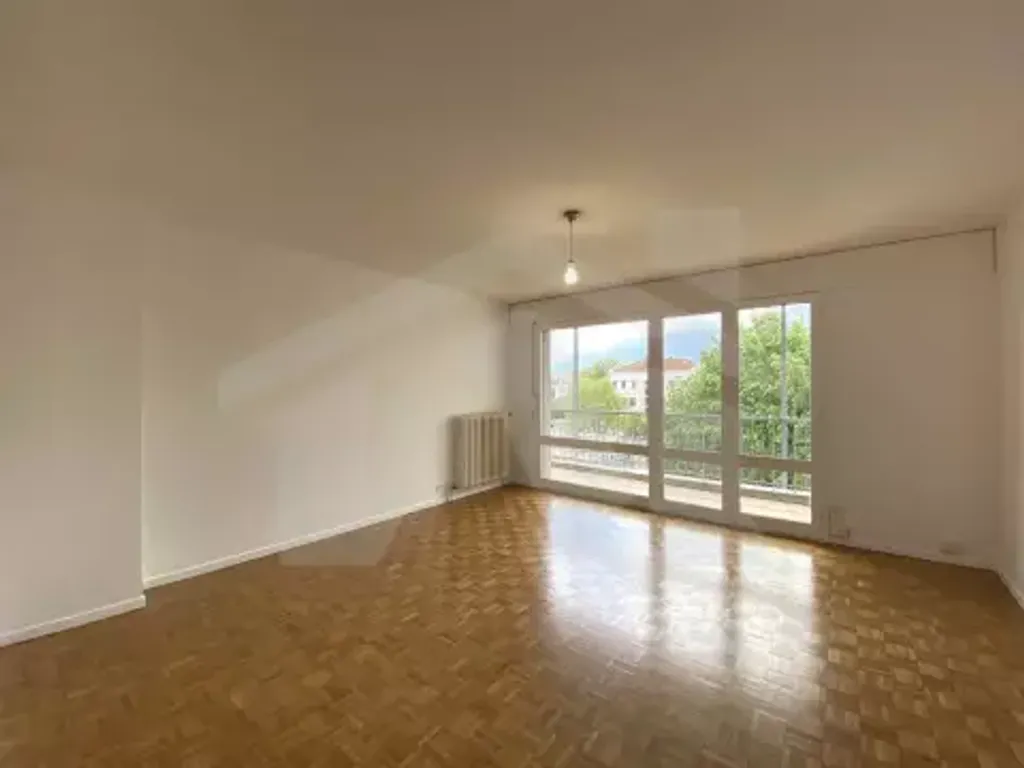 Achat appartement à vendre 4 pièces 89 m² - Grenoble