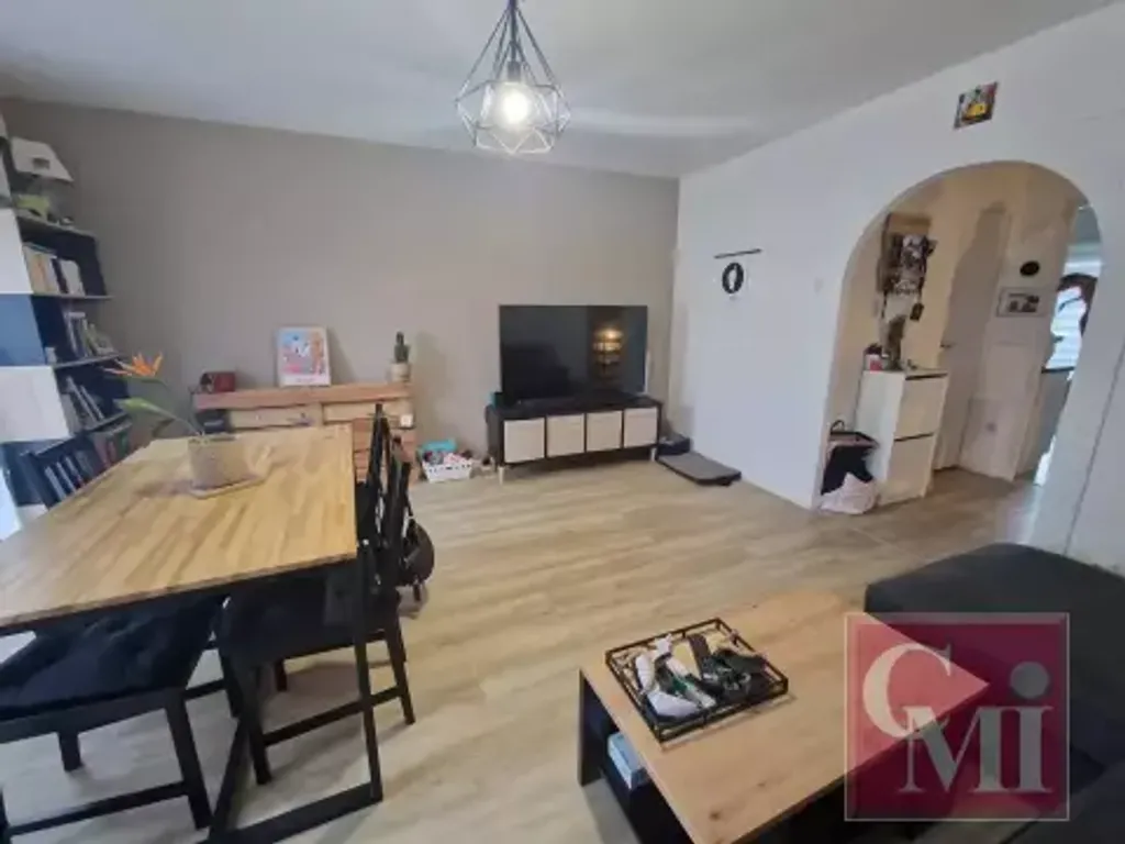 Achat maison à vendre 3 chambres 97 m² - Breuillet