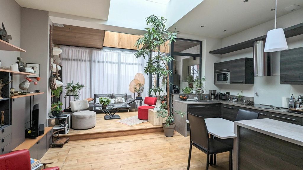 Achat appartement à vendre 4 pièces 105 m² - La Rochelle