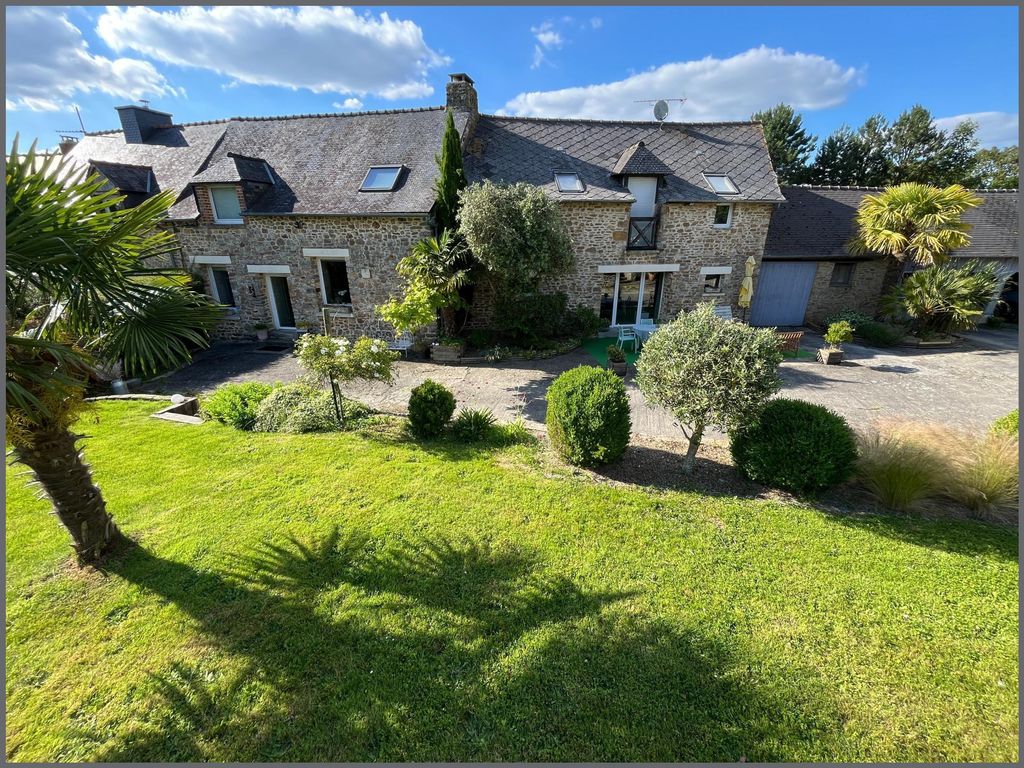 Achat maison à vendre 4 chambres 195 m² - Saint-Christophe-des-Bois