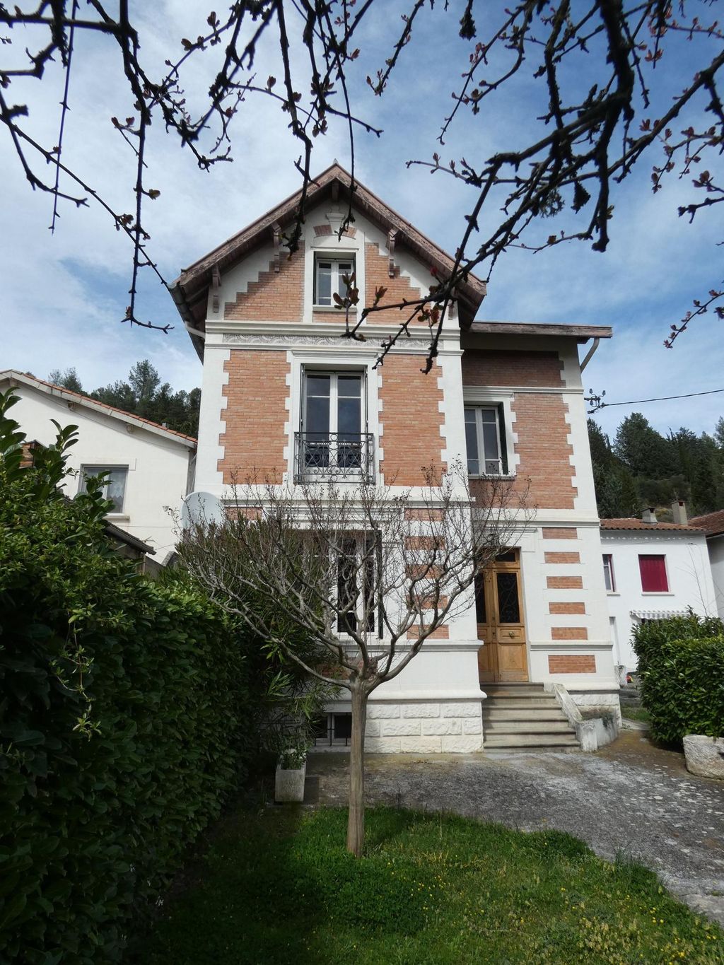 Achat maison à vendre 4 chambres 150 m² - Espéraza