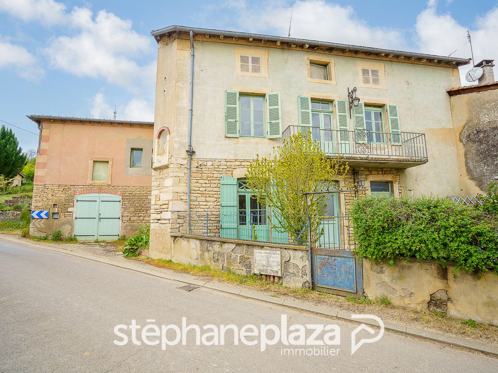 Achat maison à vendre 5 chambres 195 m² - Lugny