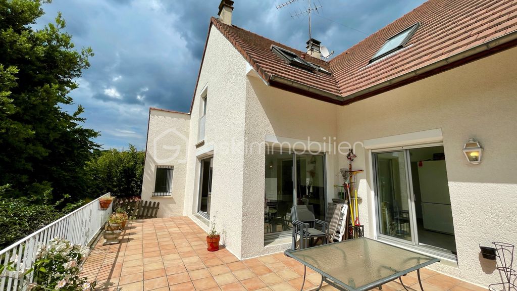 Achat maison à vendre 5 chambres 174 m² - Yerres