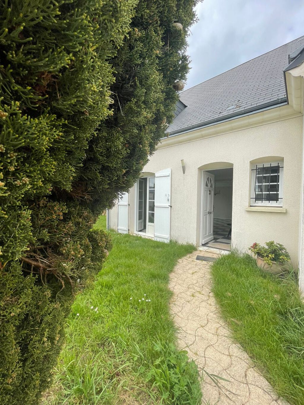 Achat maison à vendre 5 chambres 133 m² - Le Bardon