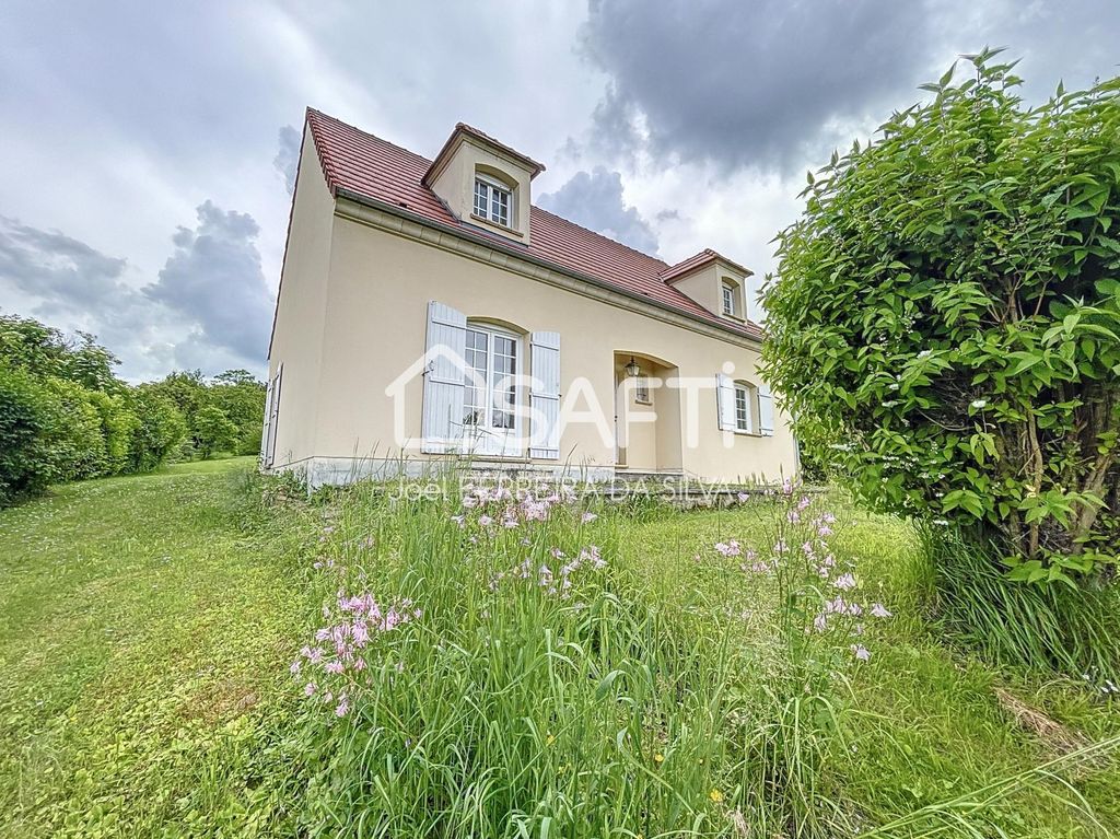 Achat maison à vendre 5 chambres 168 m² - Pont-sur-Yonne