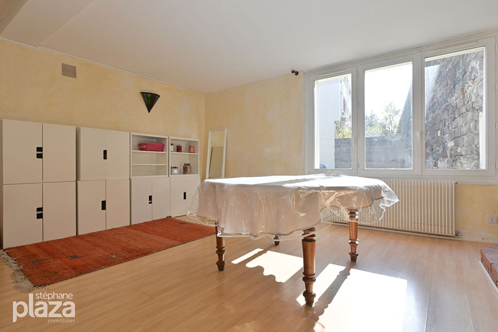 Achat appartement à vendre 4 pièces 84 m² - Chamalières