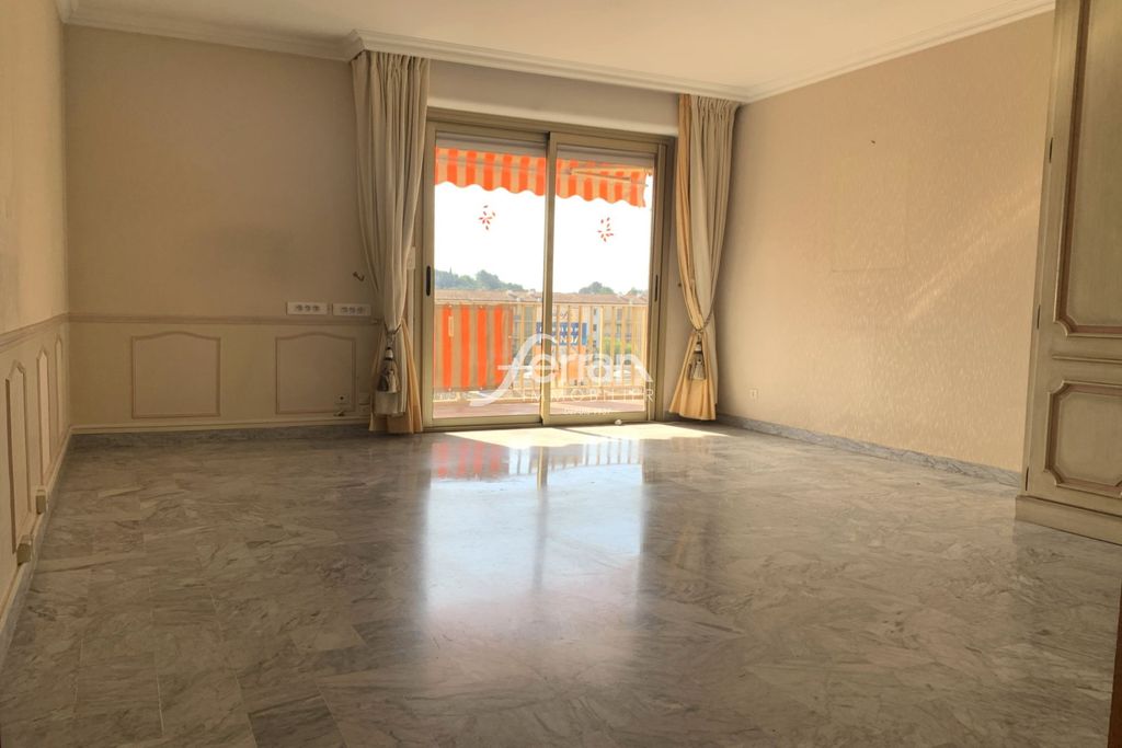 Achat appartement à vendre 4 pièces 83 m² - Draguignan
