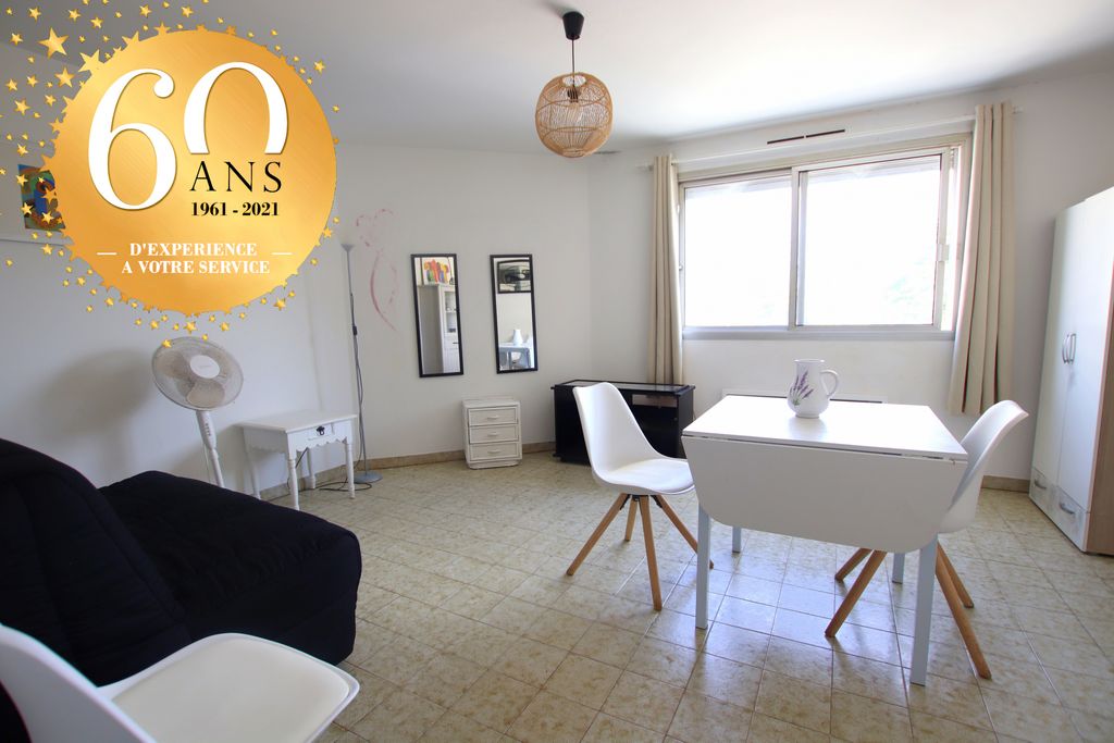 Achat studio à vendre 28 m² - Saint-Raphaël