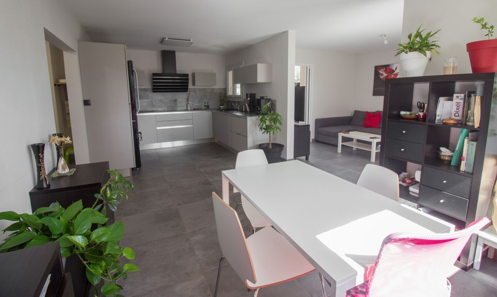 Achat appartement à vendre 5 pièces 93 m² - Toulon