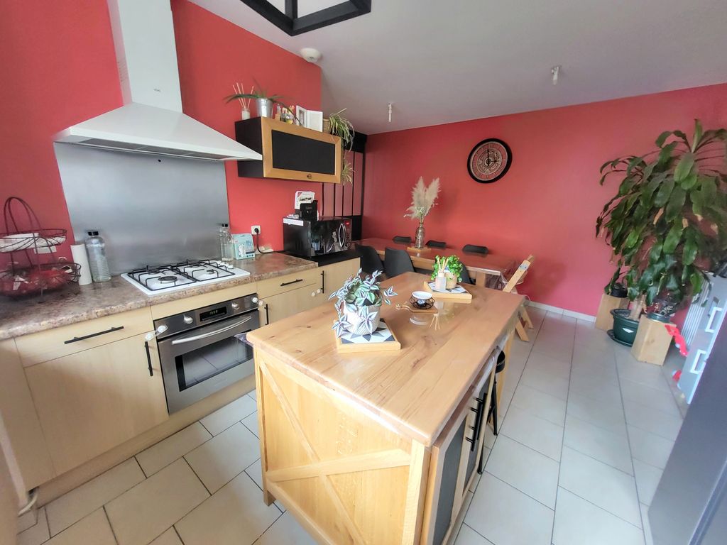 Achat maison à vendre 3 chambres 90 m² - Vignacourt